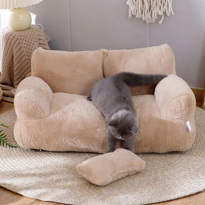 CozyNest™ Winter Warm Cat Bed